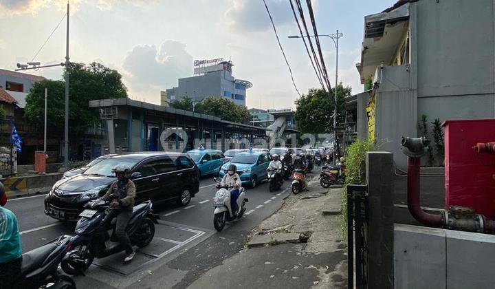 New 6-Story Building Ready for Use Mampang South Jakarta New 6-Story Building Ready for Use Mampang South Jakarta