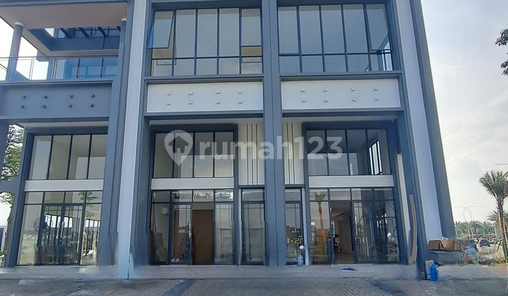 Satu Satunya Studio Loft Ruko 4 Lantai Dengan Mezzanine Lokasi Super Strategis Dijantung Kota Gading Serpong Satu Satunya Studio Loft Ruko 4 Lantai Dengan Mezzanine Lokasi Super Strategis Dijantung Kota Gading Serpong