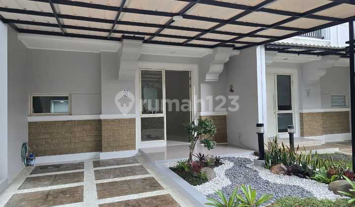 Two-Story House in Sevilla Park Near Stella Maris School BSD 2