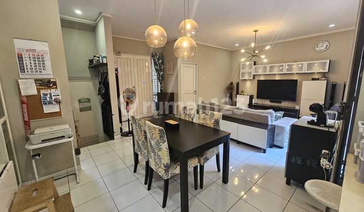 Rumah 2 Lantai Full Furnished Strategis Dekat Sekolah Sevilla Bsd 2