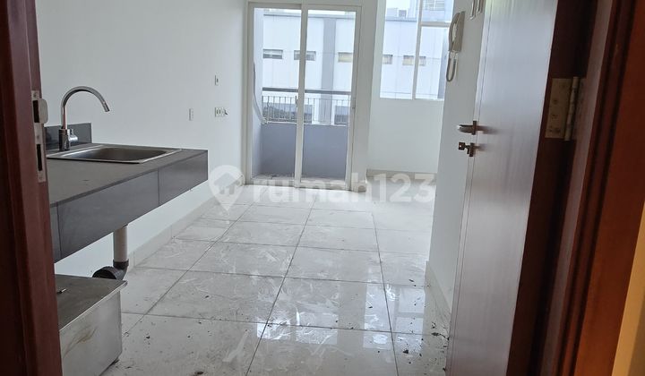 Super Cheap Quick Sale Willing to Lose Studio Unit 30m2 Same Floor With Roseville Soho & Suite BSD Facilities