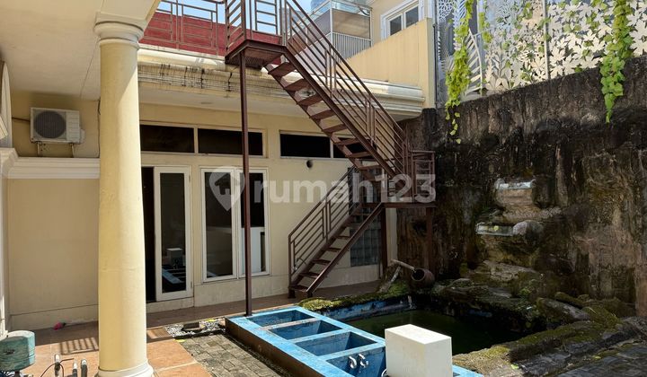 Jual Cepat Luas Bangunan 600m2 Semi Furnished Les Belles Serpong 2