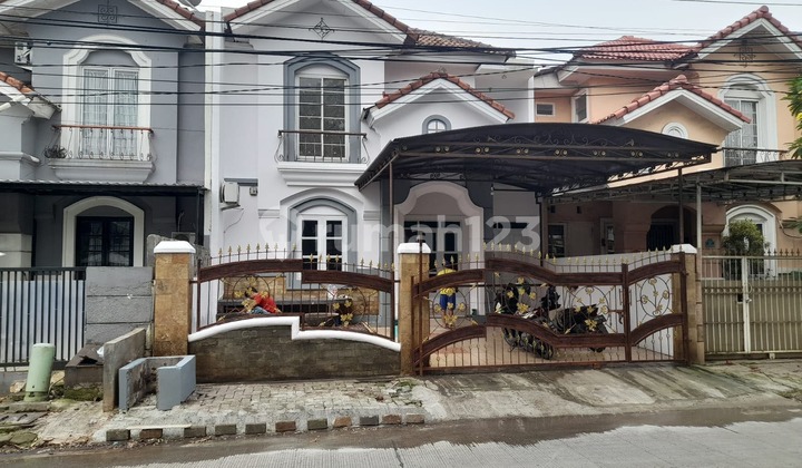 Rumah Nusaloka lokasi strategis siap pakai hadap selatan 4 kamar tidur bisa KPR semua Bank 1