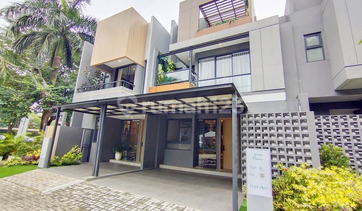 3-story house 5 bedrooms many bonuses TERRAVIA BSD CITY