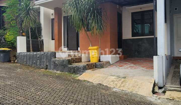 Cool, Good Ready-to-Occupy House in Cirendeu Ciputat Cool, Good Ready-to-Occupy House in Cirendeu Ciputat