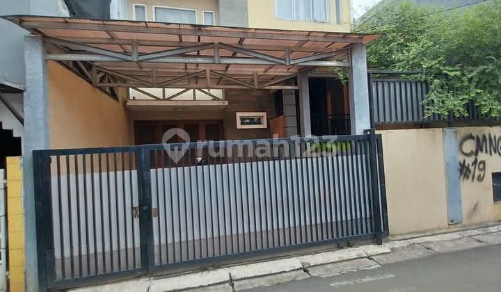 Dekat Sekali ke Stasiun Pondok Ranji Ciputat dan ke Bintaro Plaza