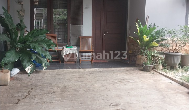 Comfortable Quiet Away from Vehicles in Cipete, South Jakarta