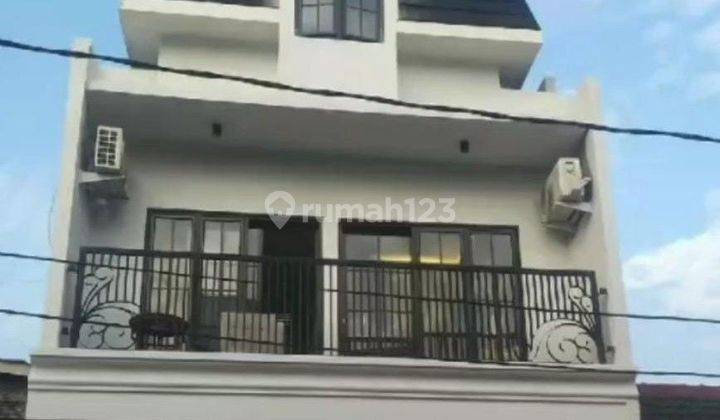 Rumah cukup bagus di graha raya Bintaro 1