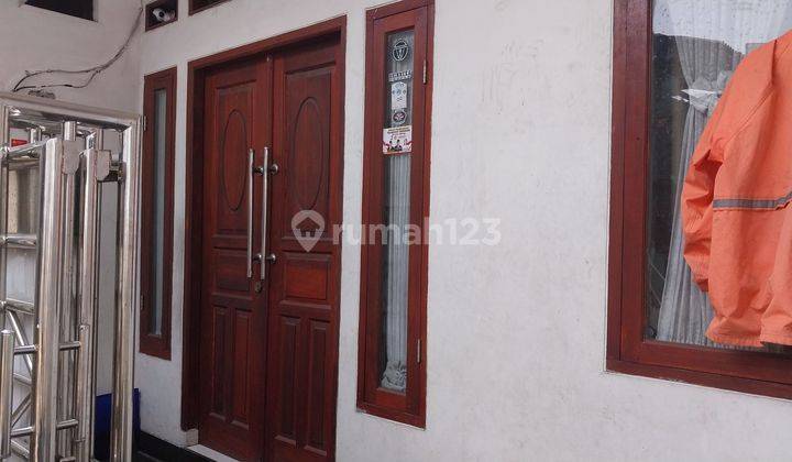 Rumah dekat sekali dgn pasar Ciputat 2