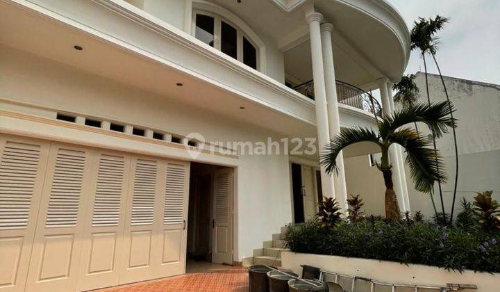 Rumah Design mewah di Jalan Cilandak jakarta selatan 1