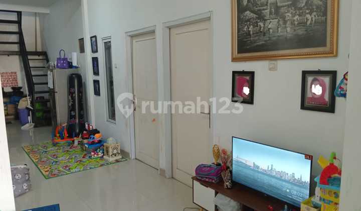 Strategic House in Serua Gablek Near Cirendeu 2