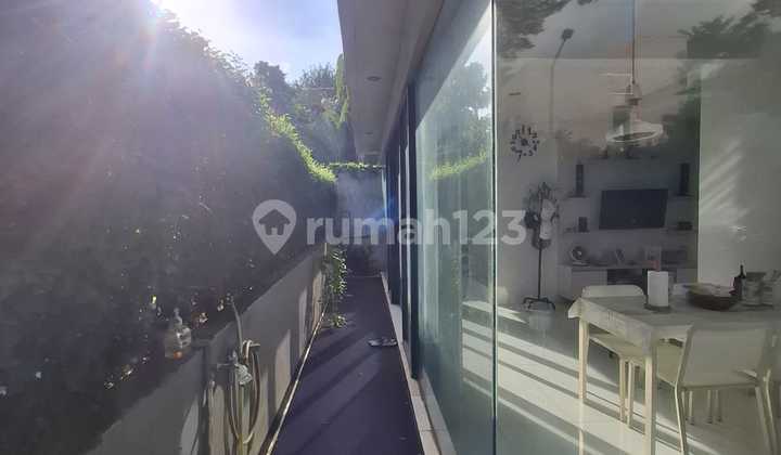 Rumah Bagus Ber_seni Ada Lift Dekat Akses Toll Veteran 2