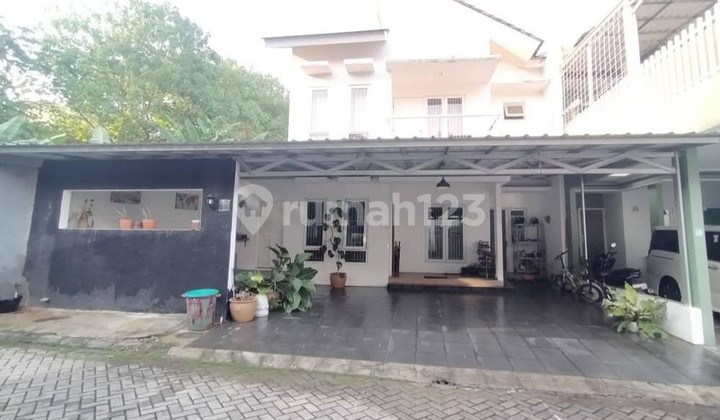 Well-Maintained Strategic House in Merpati Ciputat Tangsel 2