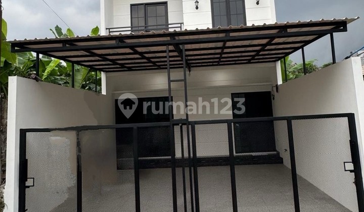 Rumah Bagus Dekat Bintaro Plaza Dan Stasiun Pondok Ranji Ciputat 2