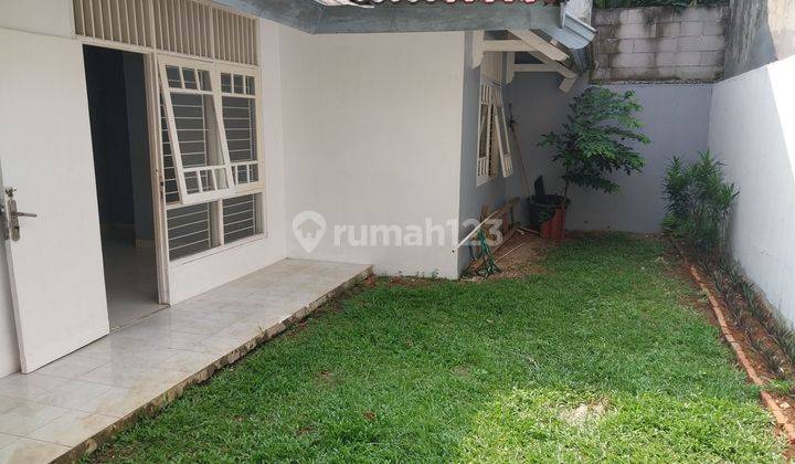 Rumah Cantik 1 Lantai Di Kuricang Bintaro Dekat Stasiun Kereta 2