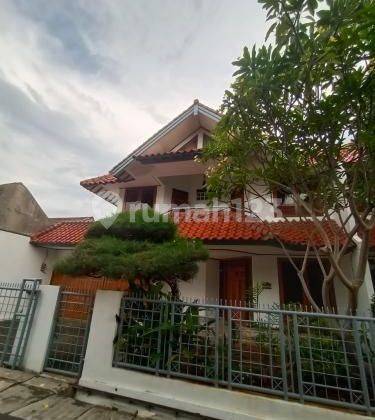 Rumah Di Bintaro Kesehatan Jakarta Selatan 1