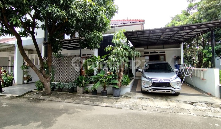 Rumah bagus hook taman di Bintaro sektor 9 dekat graha bintaro