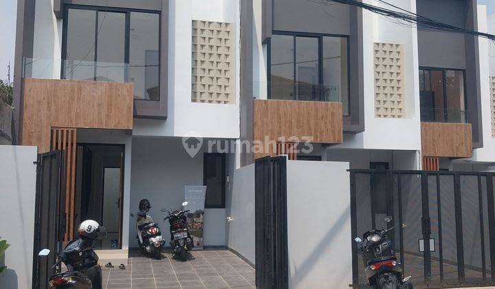 Rumah baru di Cipayung Ciputat dekat akses toll 1