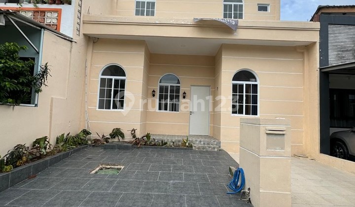 Rumah Bagus di Dalam Cluster Sektor 9 Bintaro