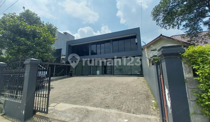 Bangunan Bagus di Veteran Tanah Kusir Jakarta Selatan