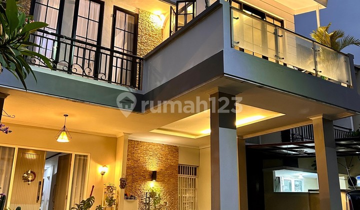 Sweet Beautiful House Close to Jurangmangu Station, Ciputat