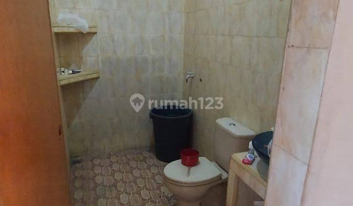 Rumah 2 lantai hadap timur daerah aksara 8