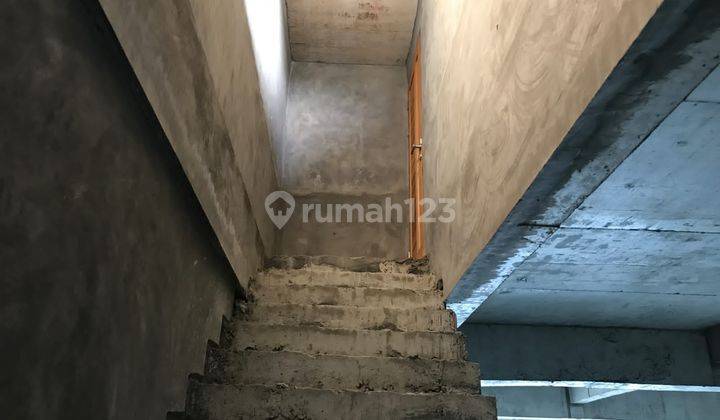 Ruko 3 lantai kosong di Jl lintas bandara kuala namu
Hub kuala namu 6