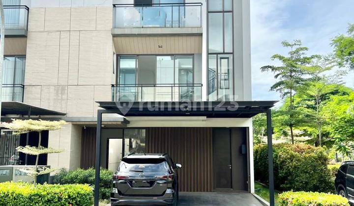 For Sale Zora House BSD, Kiea Cluster, 9x15m Corner, 3 Floors.