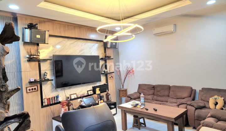 Dijual Rumah Cantik Siap Huni di Golf Island PIK 12x20m Sdh Renov