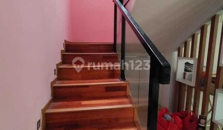 Dijual Rumah Layar Permai Pik Lt 8x15m, 3 Lantai Full Marmer SHM 2
