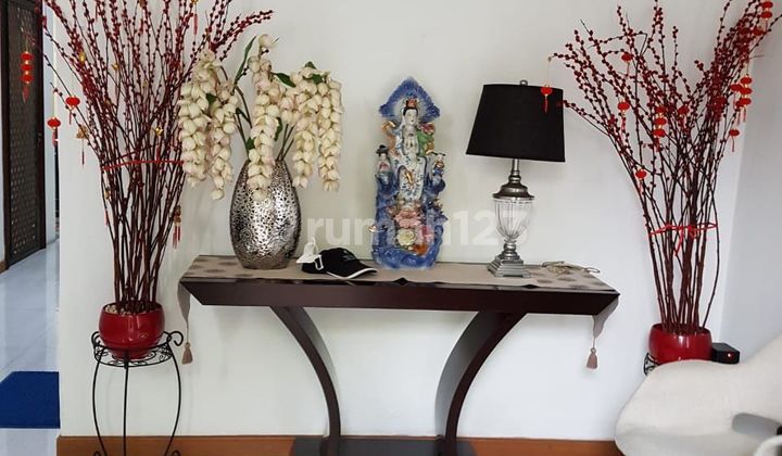 Dijual Rumah Crown Mansion Pik Lt 8x23m, 2 Lantai Furnish Hdp Selatan SHM 2