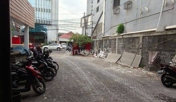 Dijual Gudang + Kantor Kebayoran lama Jaksel Lt 1.052m, Lb 740m2, Akses : Jalan raya  2