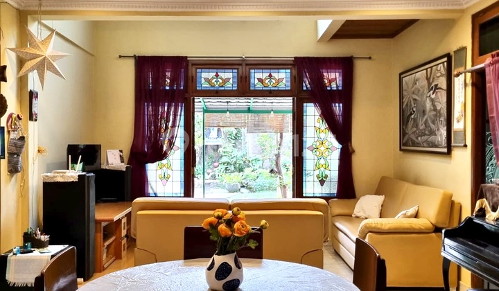 FOR SALE Giri Loka BSD House Neat Semi Furnish Cheap