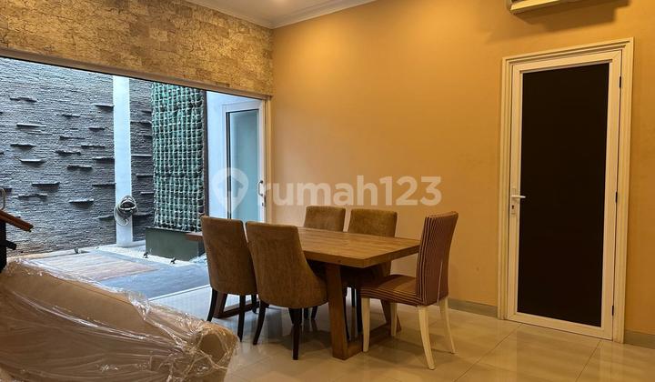 Disewa Rumah di Pondok Hijau Golf, Gading Serpong, Tangerang Disewa Rumah di Pondok Hijau Golf, Gading Serpong, Tangerang
