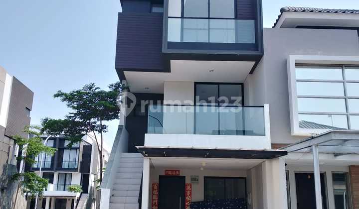 For Rent Beautiful House in Cluster Harmoni - Golf Island PIK