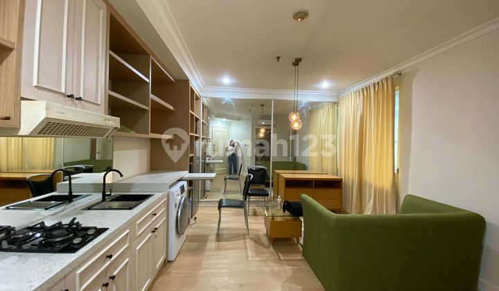 For Rent Nice Batavia Apartment in Benhill - Central Jakarta