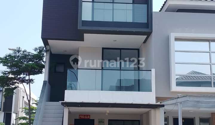 For Rent Beautiful House in Cluster Harmoni - Golf Island PIK 2