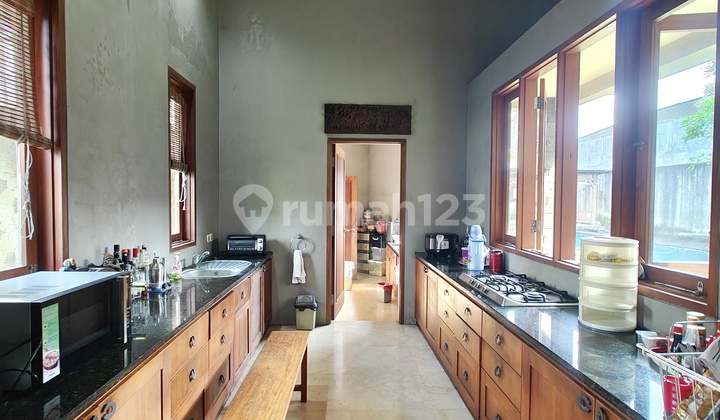 FOR SALE Modern Tropical Villa House BSD Bukit Terrace Golf