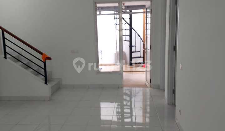 Di Sewa Rumah PHG ( Pondok Hijau Golf ) Gading Serpong 1