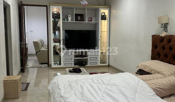 Di Jual Rumah di Emerald Residence - Bintaro Di Jual Rumah di Emerald Residence - Bintaro