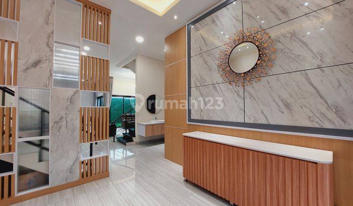 Dijual Rumah Mewah Green Garden Residence Jakarta Barat, Lt 200m2 1