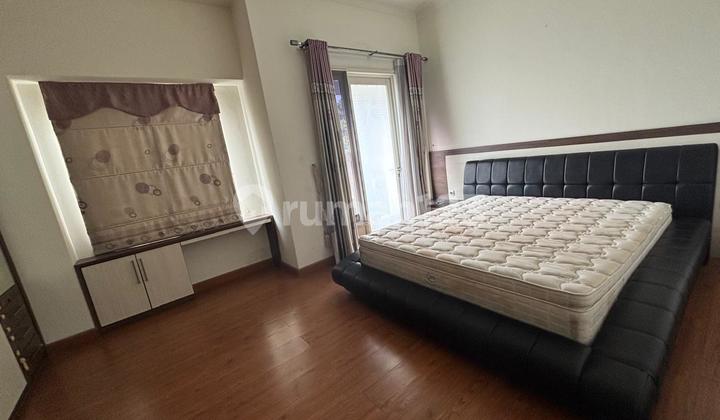 DISEWA/ WTL Rumah di PHG / pondok hijau golf - jl. Turquoise -  Gading Serpong, Tangerang