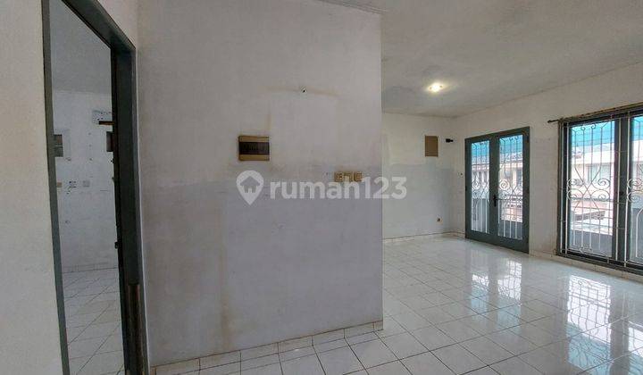 Dijual Rumah Murah di Grisenda Pik Lt 10x20m 2 Lantai Selatan 2