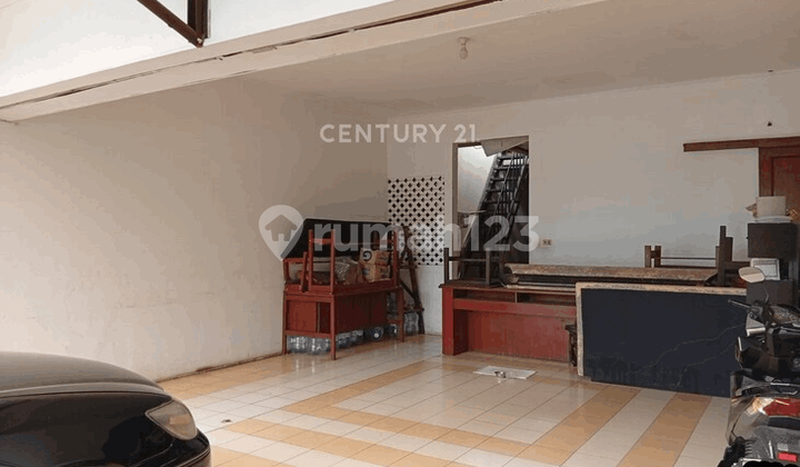 Dijual Rumah Strategis Harga Menarik di Pejaten 2