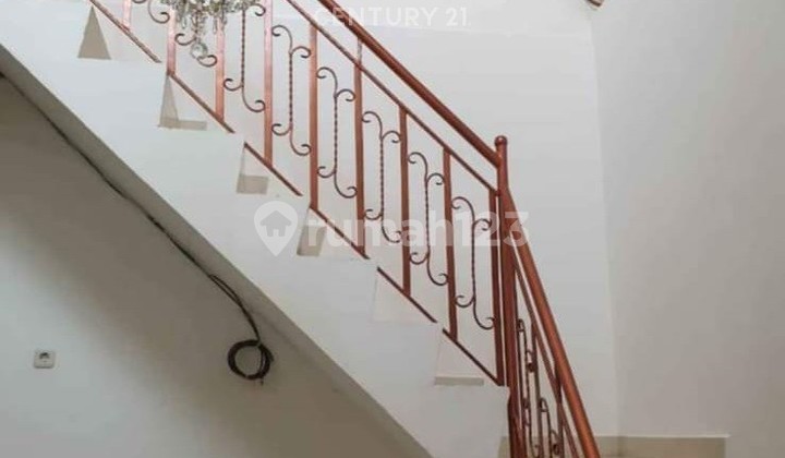 For Sale: Nice Strategic House in Kebayoran Baru, South Jakarta 2