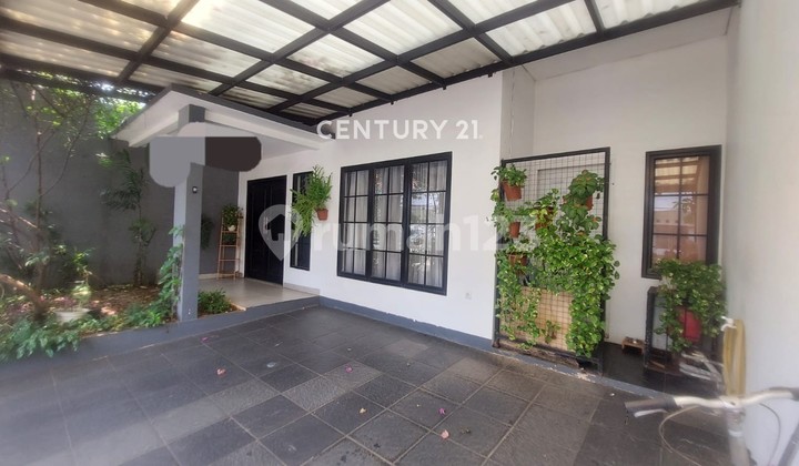 House for Sale Ready to Live In at an Attractive Price in Bintaro Sector 3A House for Sale Ready to Live In at an Attractive Price in Bintaro Sector 3A