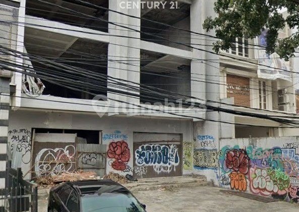 Strategic Shophouse Suitable for Restaurant or Office in Bintaro Utama 3