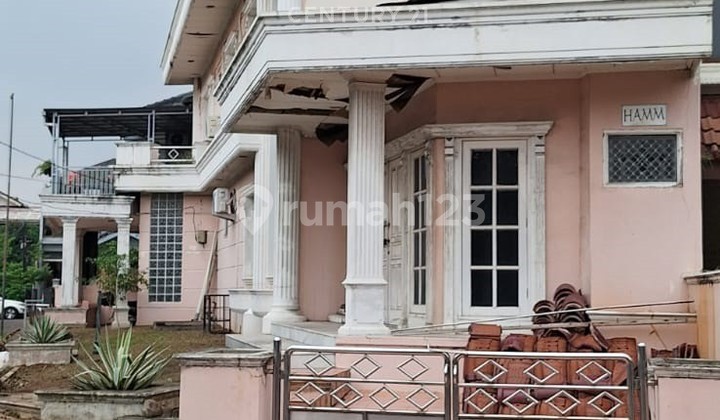 For Sale, Hook House at Attractive Price in Bintaro Jaya Sector 3 2