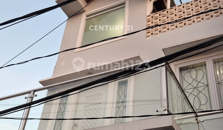 Dijual Rumah Siap Huni di Komplek Dekat Stasiun Pondok Ranji