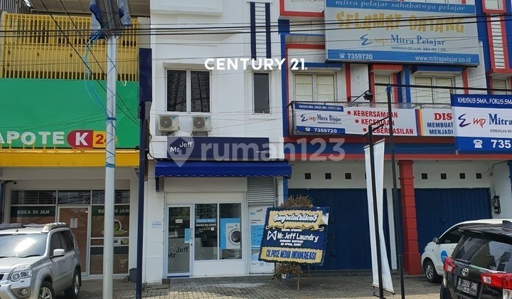 Disewakan Pertahun Ruko Bagus Strategis di Pondok Betung